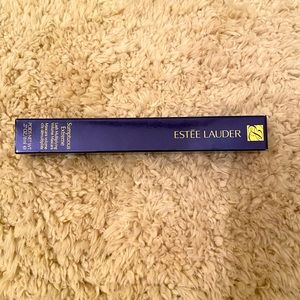 Estée Lauder Sumptuous Extreme Máscara